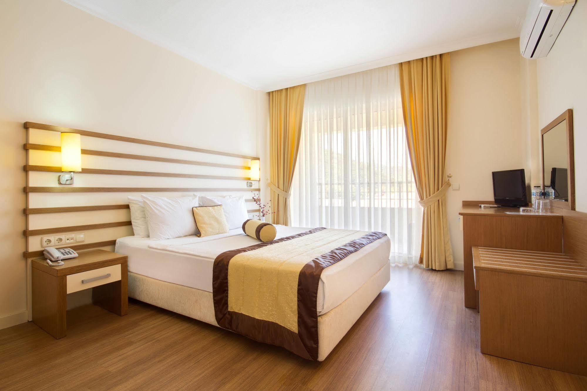 Hotel Akbulut & Spa グゼルカミル エクステリア 写真